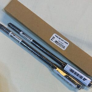 Hard Candy Take Me Out Liner (set of 2) in Hot Coals shade - P212